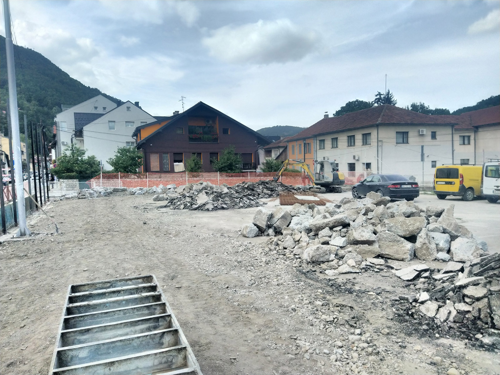 projekt-rekonstrukcija-skolskog-dvorista-ivanjica-007