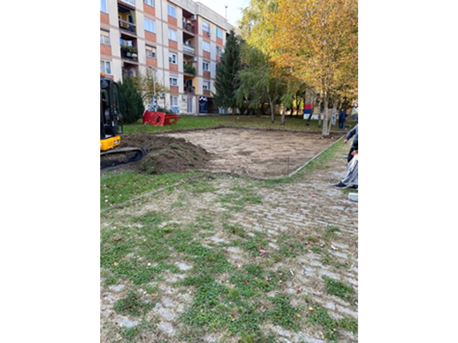radovi-na-sanaciji-platoa-008